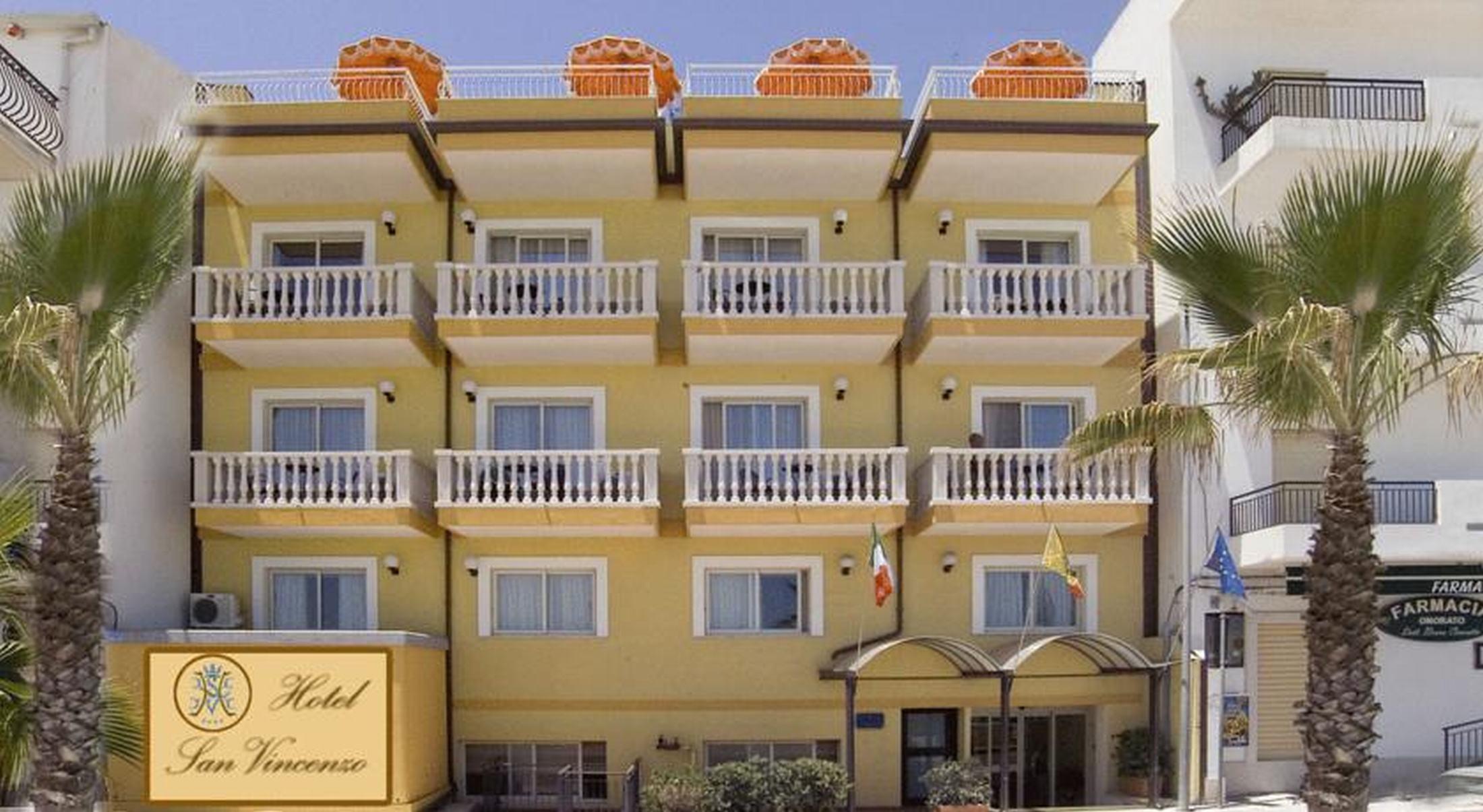 Hotel Orizzonte Letojanni Exteriör bild