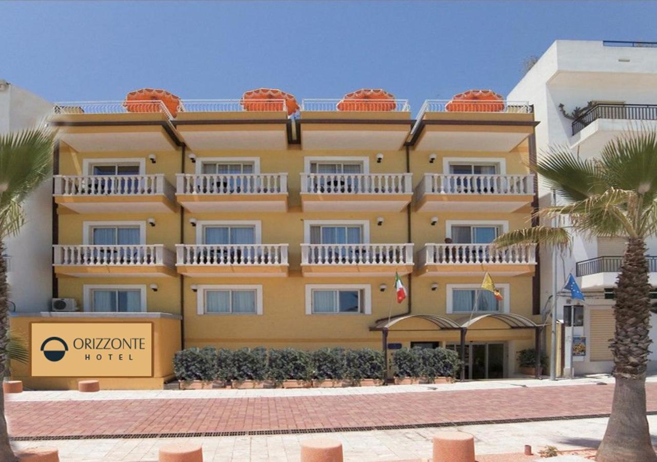 Hotel Orizzonte Letojanni Exteriör bild