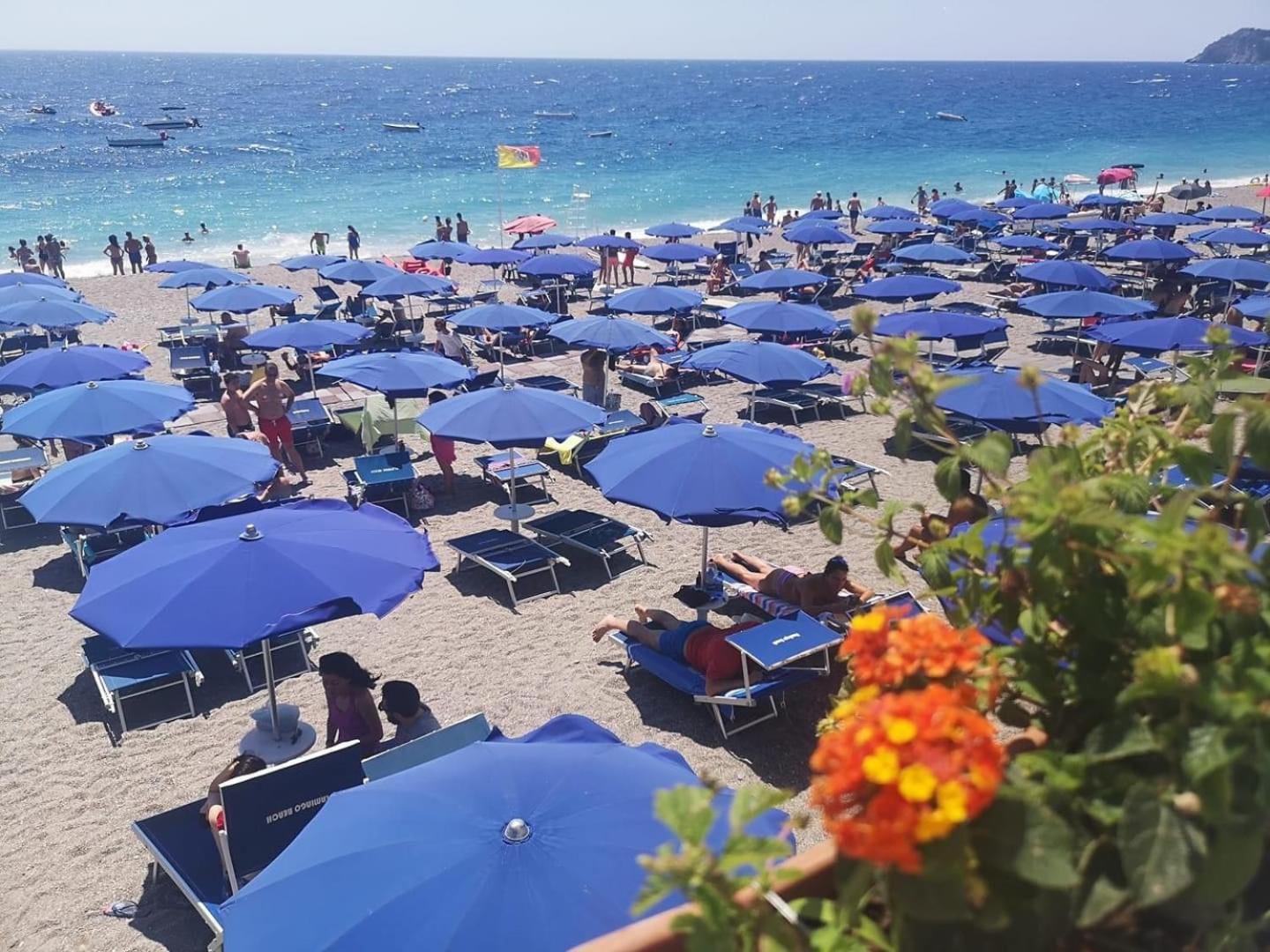 Hotel Orizzonte Letojanni Exteriör bild